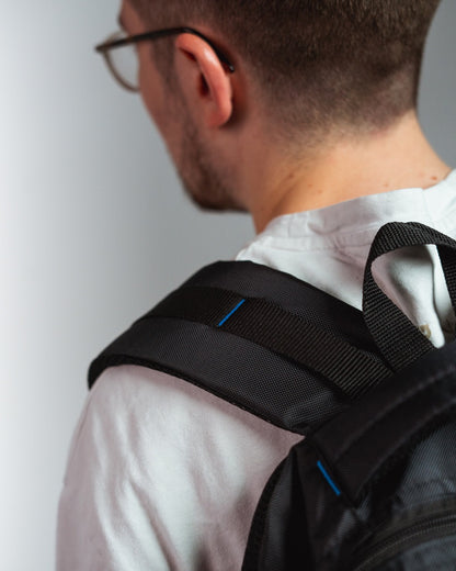 BIG Backpack - Side View with Straps