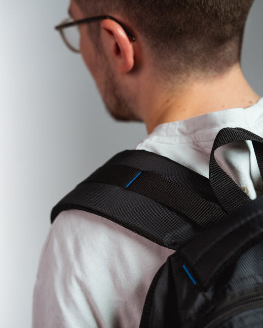 BIG Backpack - Side View with Straps