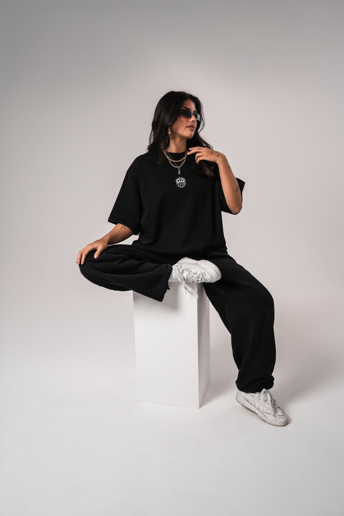 Quadriga Shirt Black
